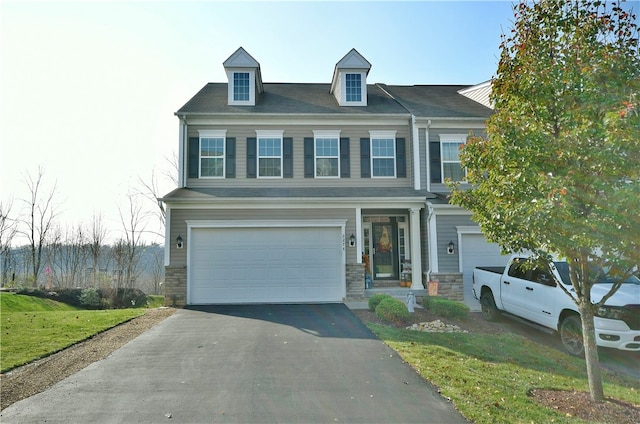 view of front facade featuring a garage