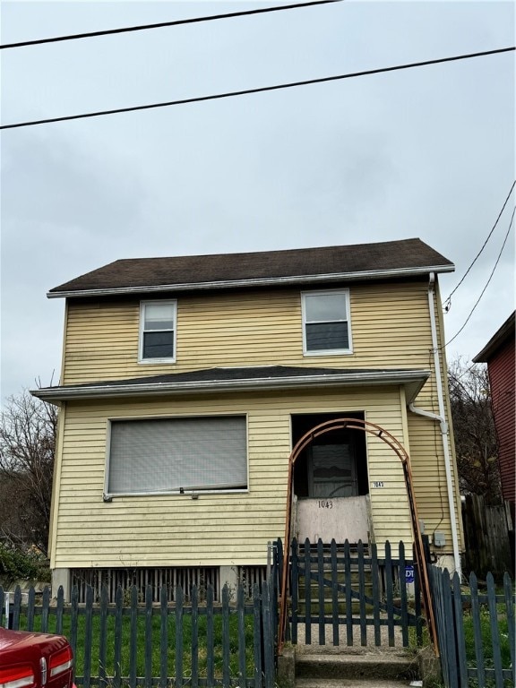 view of front facade