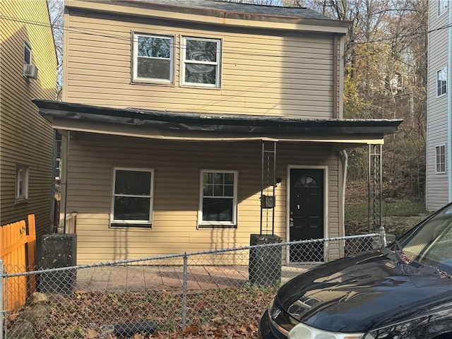 view of front facade featuring covered porch