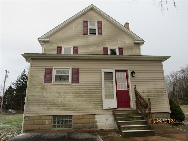 view of front of house