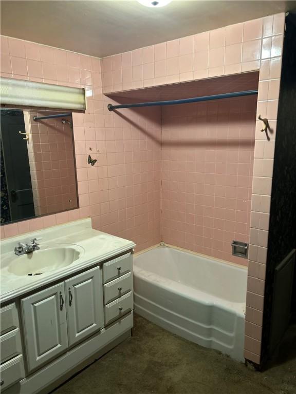 324 Harding St, New Castle/3Rd, PA 16101 - photo 25
