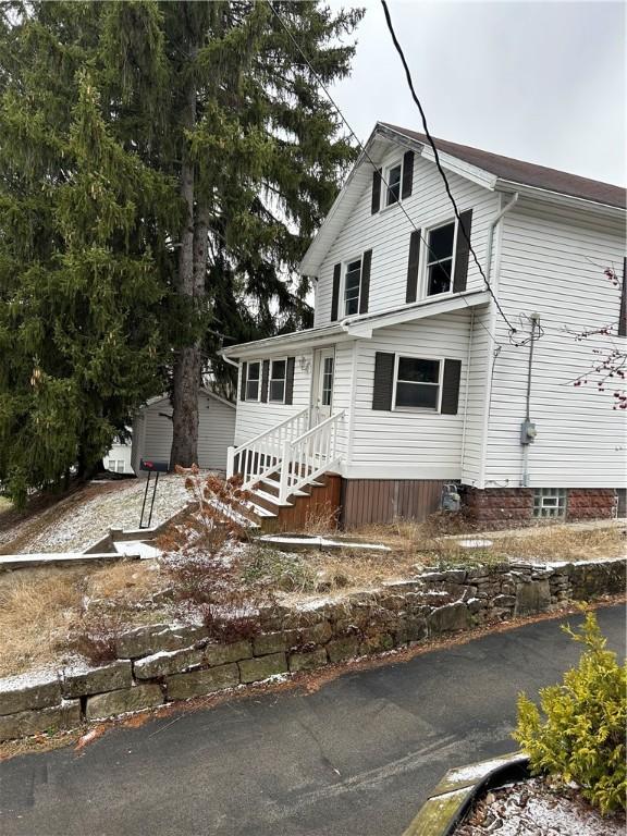324 Harding St, New Castle/3Rd, PA 16101 - photo 4