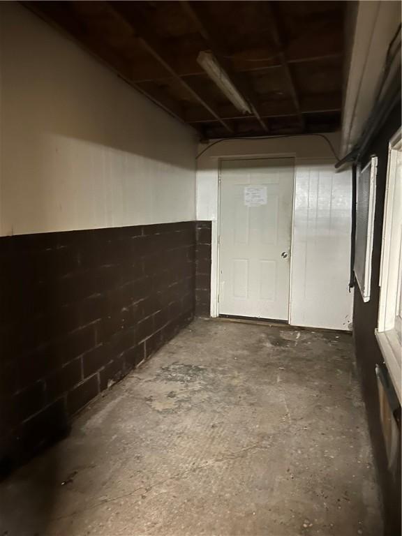 324 Harding St, New Castle/3Rd, PA 16101 - photo 33