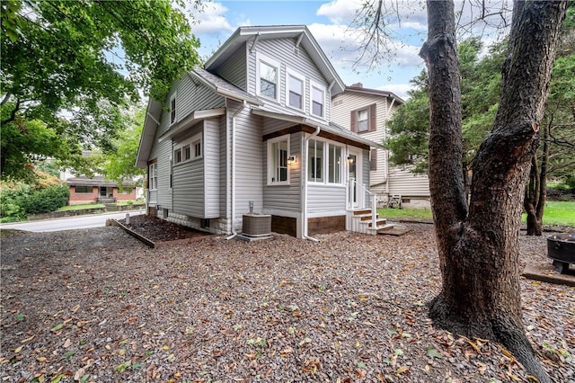 view of front of home featuring central AC