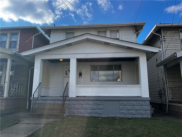 view of front facade featuring covered porch