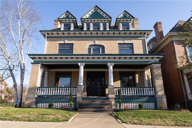 view of front facade featuring covered porch