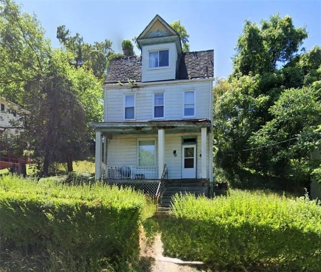 view of front of house with covered porch