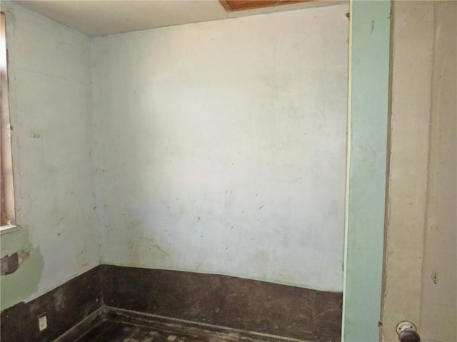 3104 Miles Ave, Clairton, PA 15025 - view of bathroom
