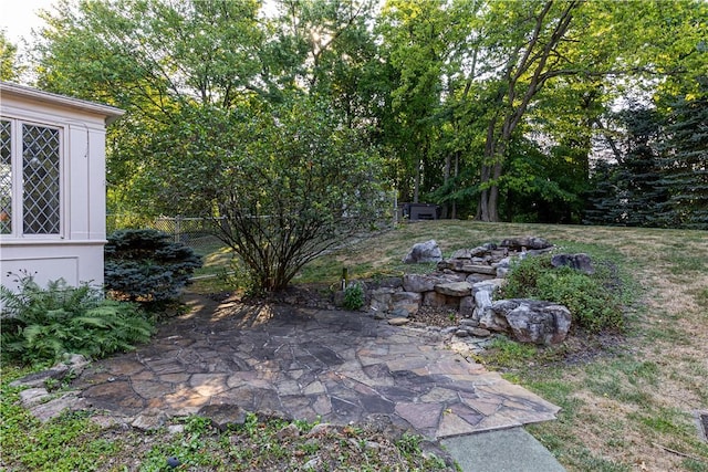 705 E Beau St E, Washington Boro, PA 15301 - view of yard with a patio area