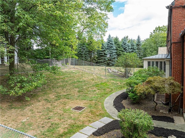 705 E Beau St E, Washington Boro, PA 15301 - view of fenced backyard