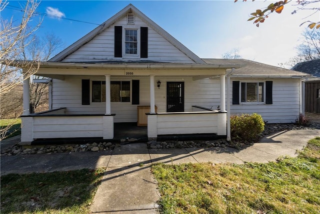 bungalow-style house with covered porch