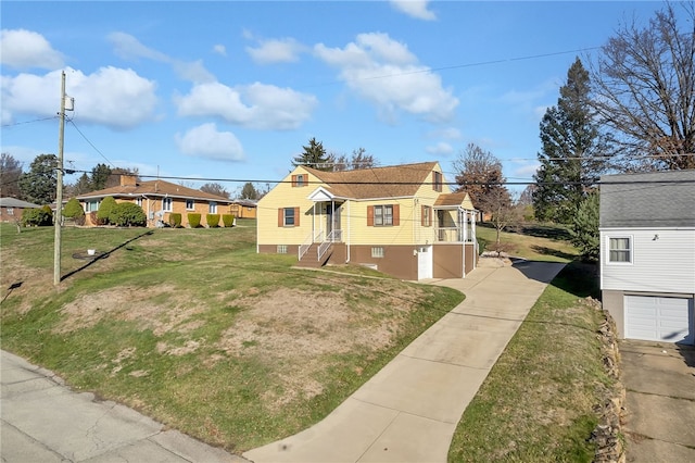 view of front of home with a front yard