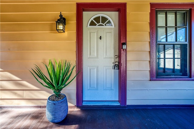 view of property entrance