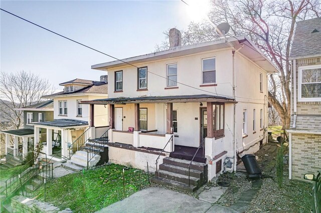 view of front of house featuring a porch