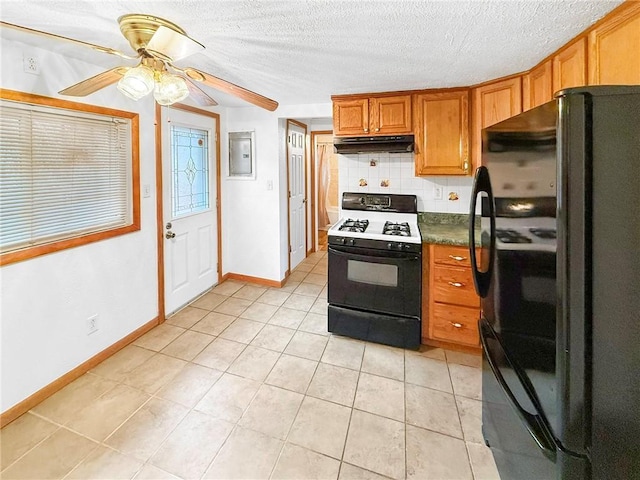 kitchen featuring black appliances, decorative backsplash, ceiling fan, and a textured ceiling