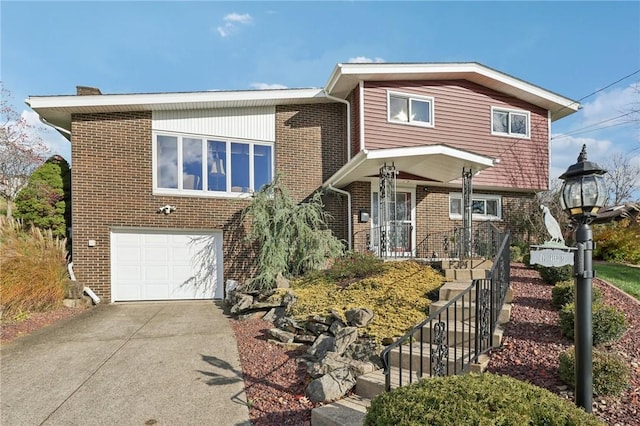 view of front of home featuring a garage