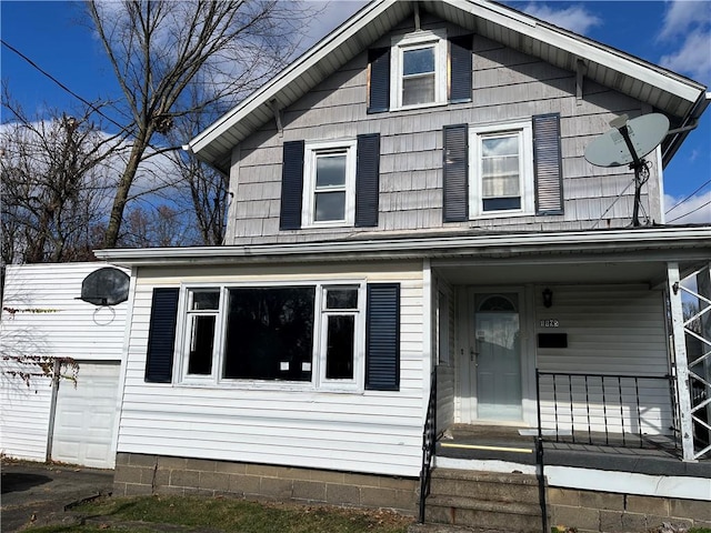 view of front of property featuring a porch