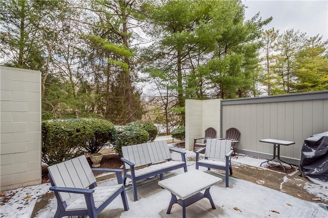 view of patio with outdoor lounge area