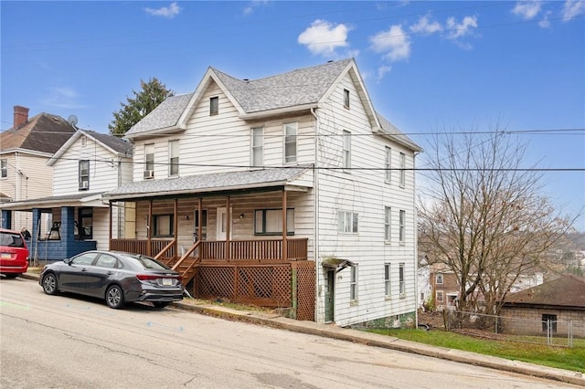 view of front of property featuring covered porch