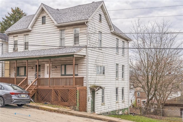 view of front of home featuring a porch