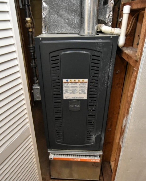 utilities with heating unit