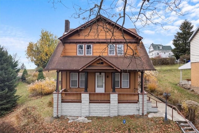 view of front facade with covered porch