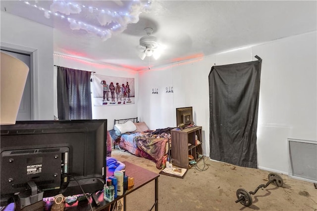 bedroom featuring carpet and ceiling fan