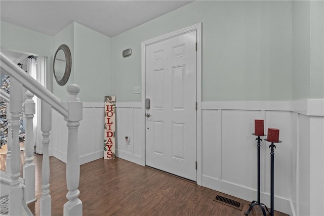 entryway featuring dark hardwood / wood-style floors