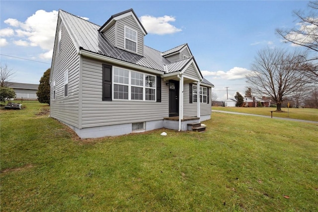 view of front of home with a front lawn