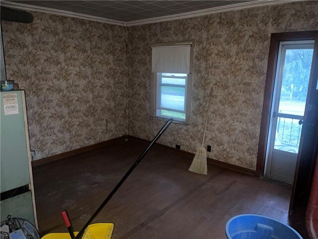 272 Starlite Rd, North Union Twp, PA 15456 - empty room with crown molding and baseboards