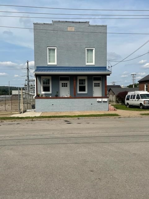 view of front of house with covered porch