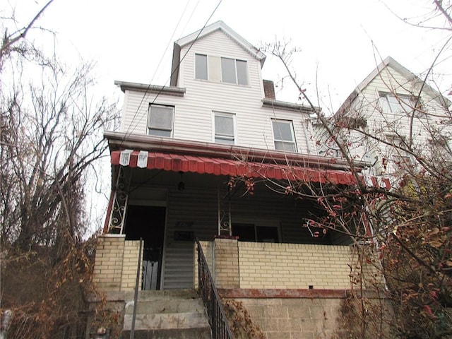 view of front facade