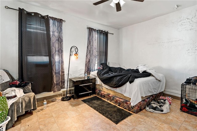 bedroom featuring ceiling fan