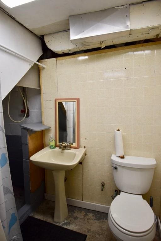 bathroom with toilet