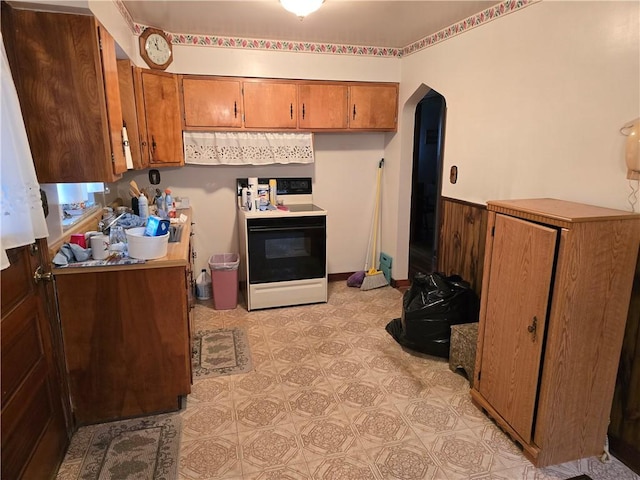 kitchen featuring electric stove