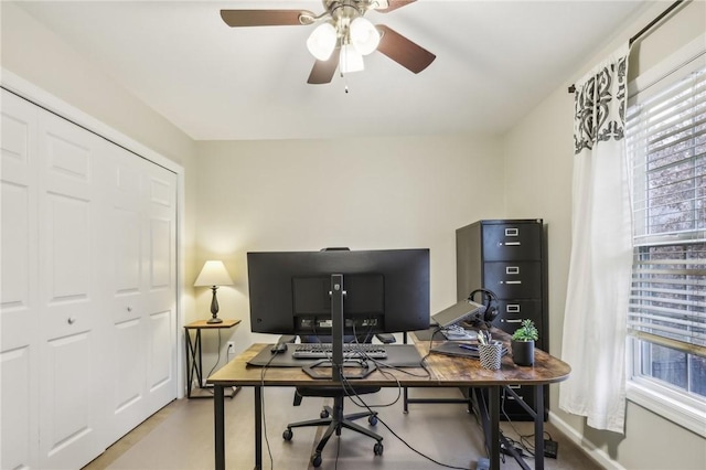 office area with ceiling fan