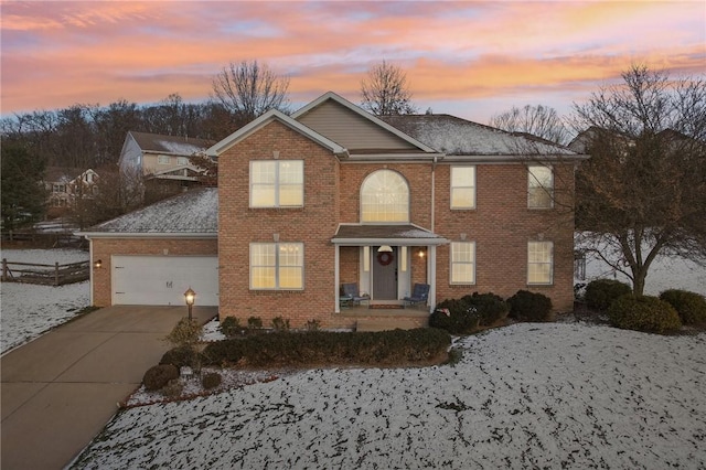 view of front property featuring a garage