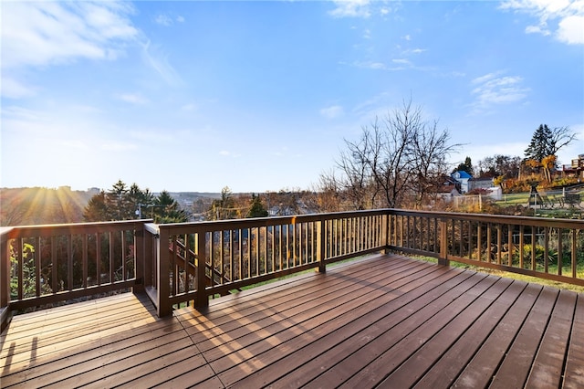 1940 Warriors Rd, Banksville/Westwood, PA 15205 - view of wooden terrace