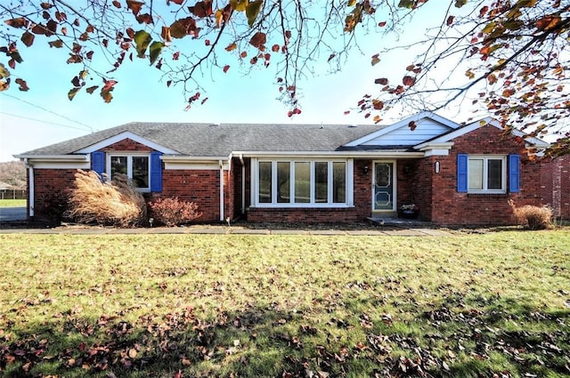 view of front of house with a front yard