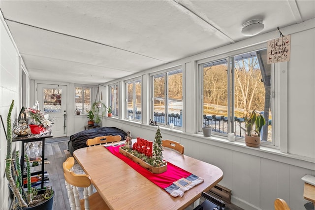 view of sunroom / solarium