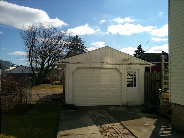 view of detached garage