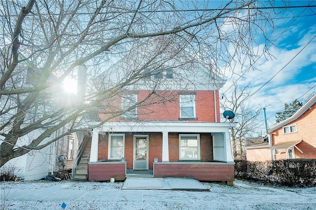 view of front of home