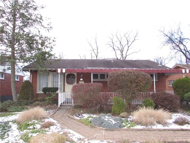 view of front of house