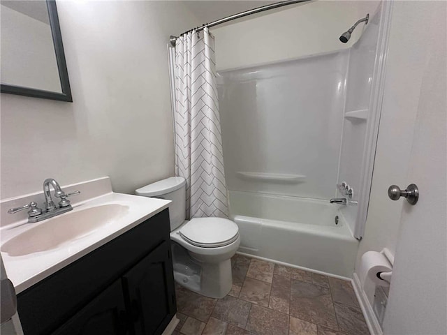 full bathroom with shower / bath combination with curtain, vanity, and toilet