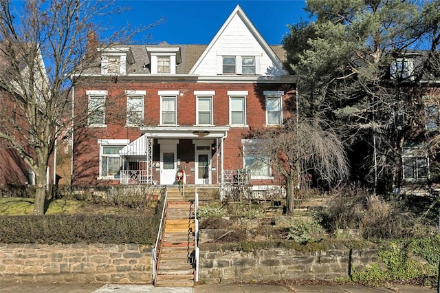 view of front facade with covered porch