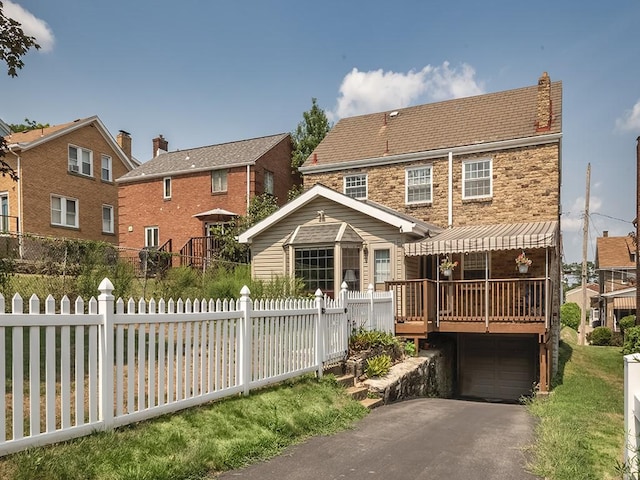 view of front of house featuring a garage