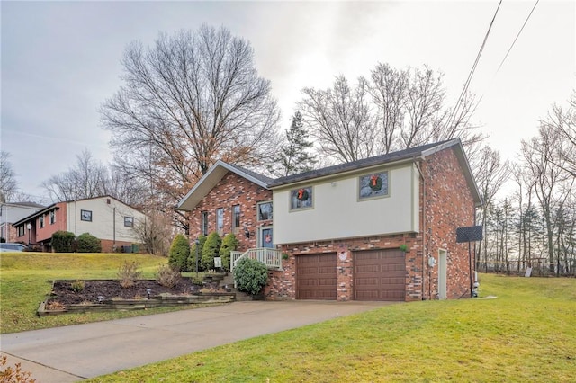 view of front of property featuring a garage and a front lawn