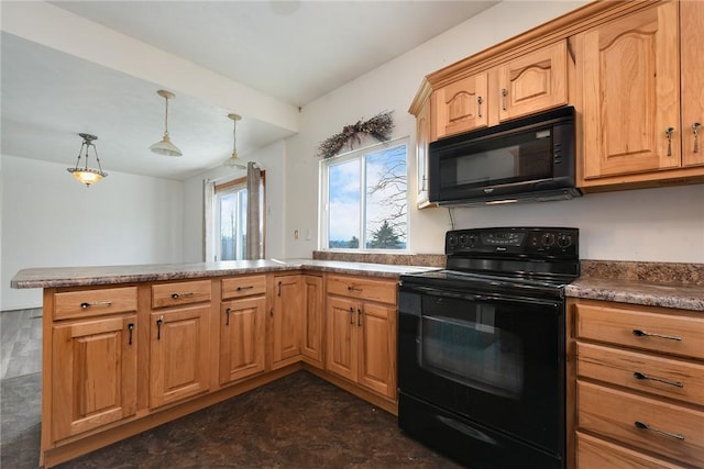 kitchen with kitchen peninsula, black appliances, and decorative light fixtures