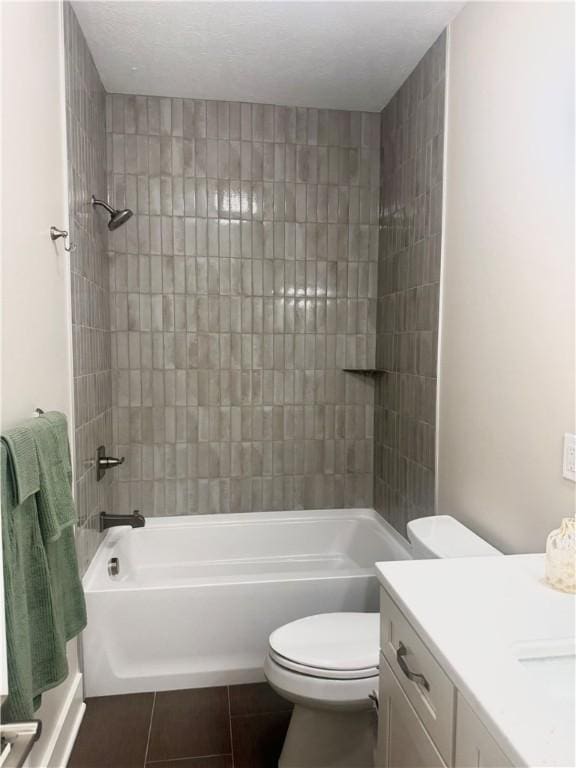 1518 Marshall Rd, Monaca, PA 15061 - bathroom featuring toilet, tile patterned floors, vanity, and  shower combination