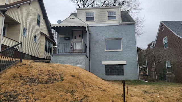 1802 Alcoa Dr, Arnold, PA 15068 - view of front of property featuring stucco siding
